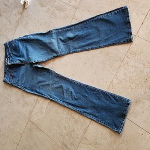 Levi Boot cut 512 size 6